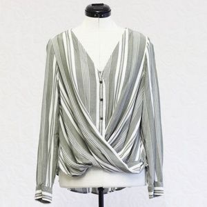 🥳 Closet Clear Out!! Green & White Stripe V-Neck Long Sleeve Button Up Blouse